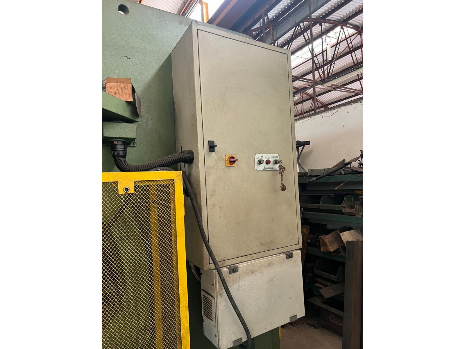 PRESSA PIEGATRICE WARCOM FUTURA 160/40