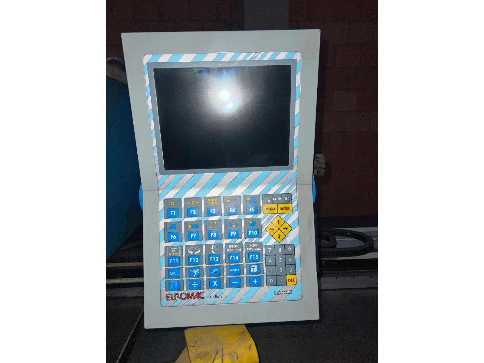 PUNZONATRICE EUROMAC CX1000/30