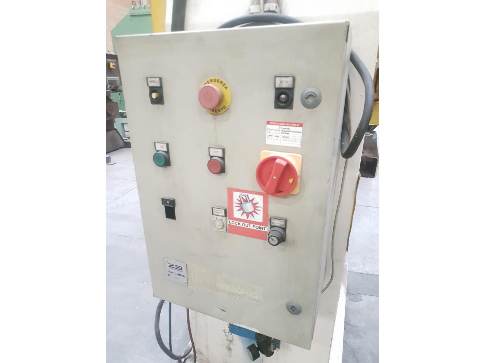 SALDABOCCHELLLI USATA SENZA GENERATORE €1500