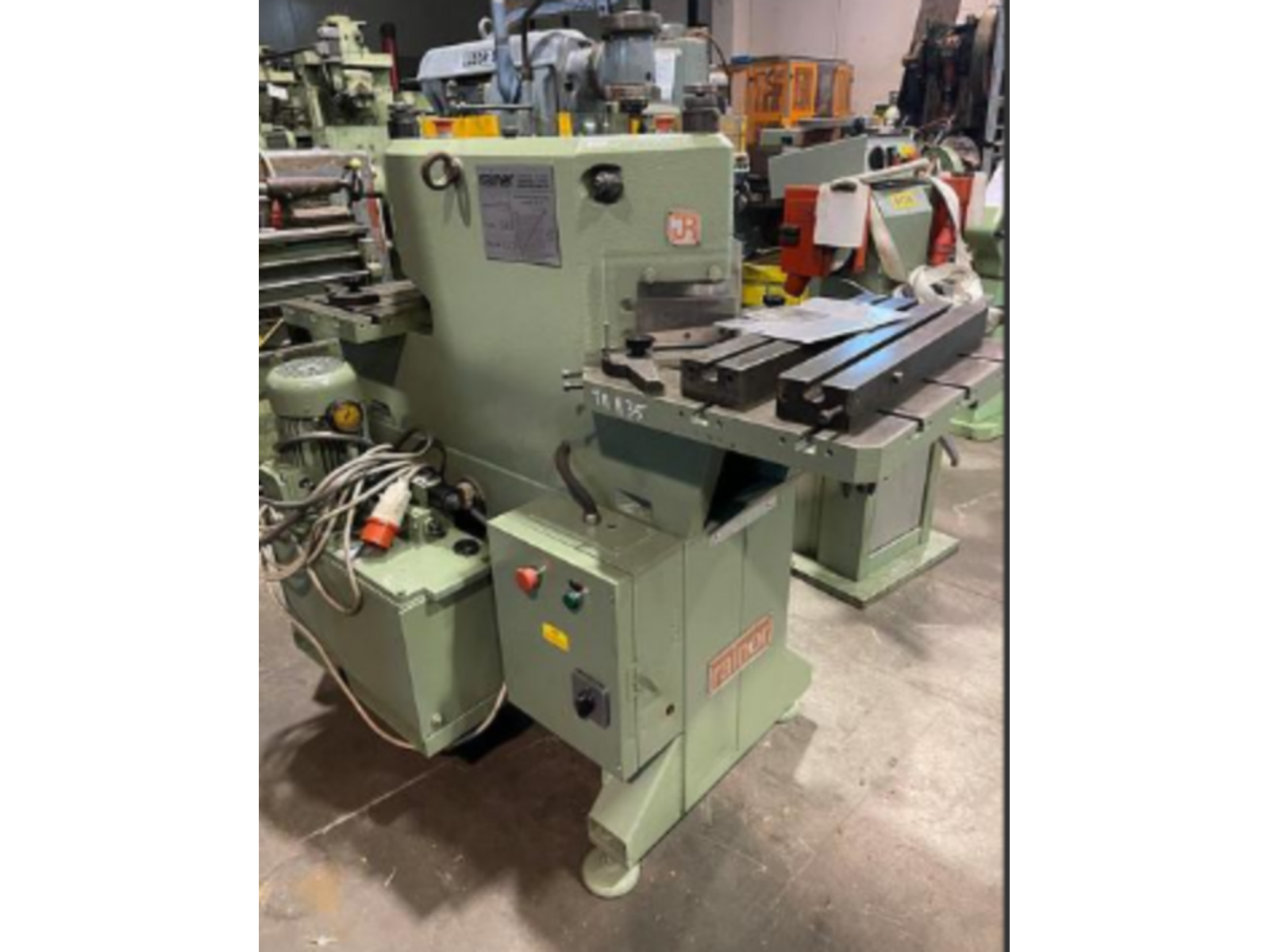SCANTONATRICE RAINER ANGOLO FISSO+ PUNZONATRICE 150X3
