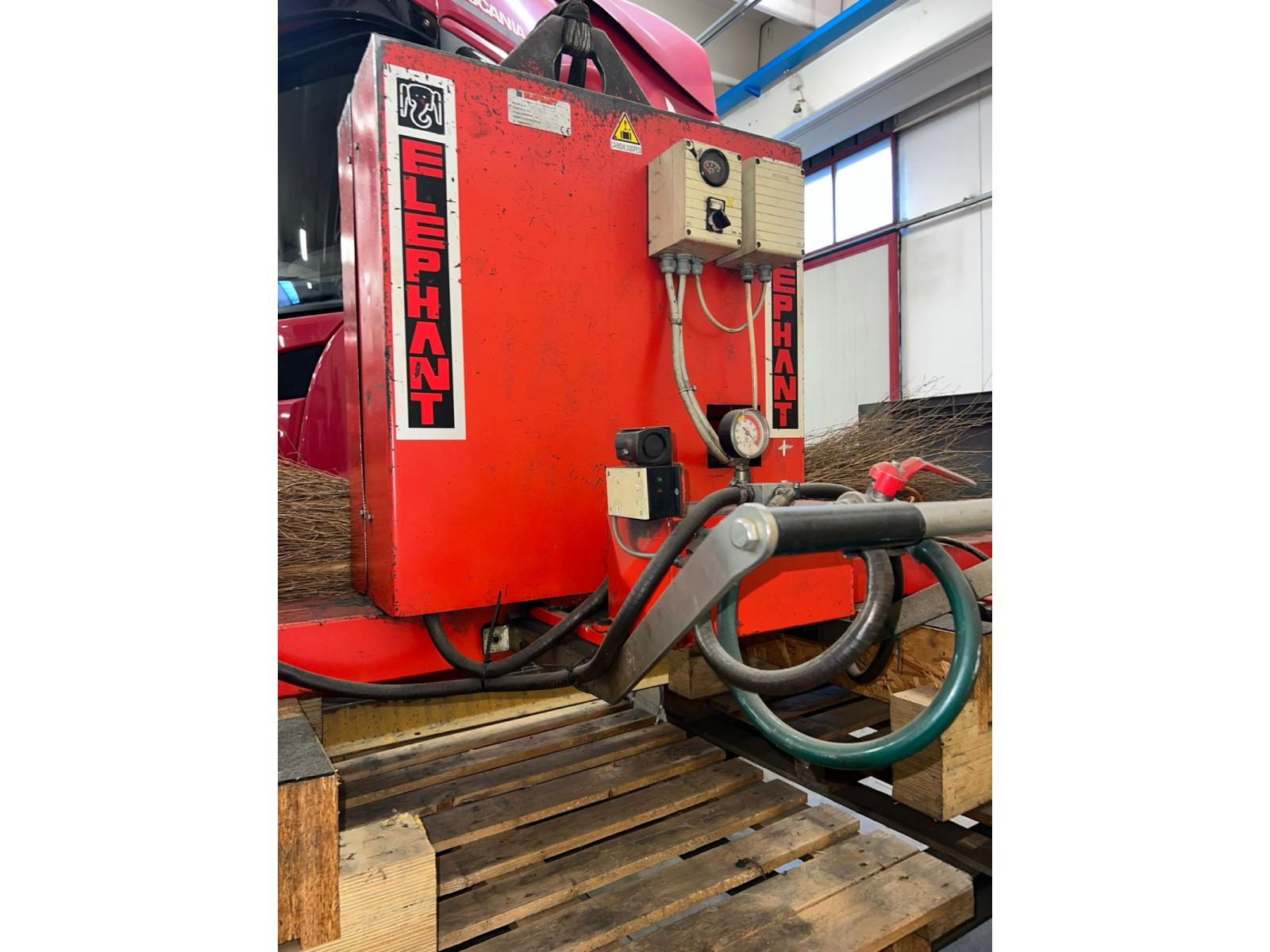 SOLLEVATORE PER LAMIERA ELEPHANT PORTATA 1500 KG