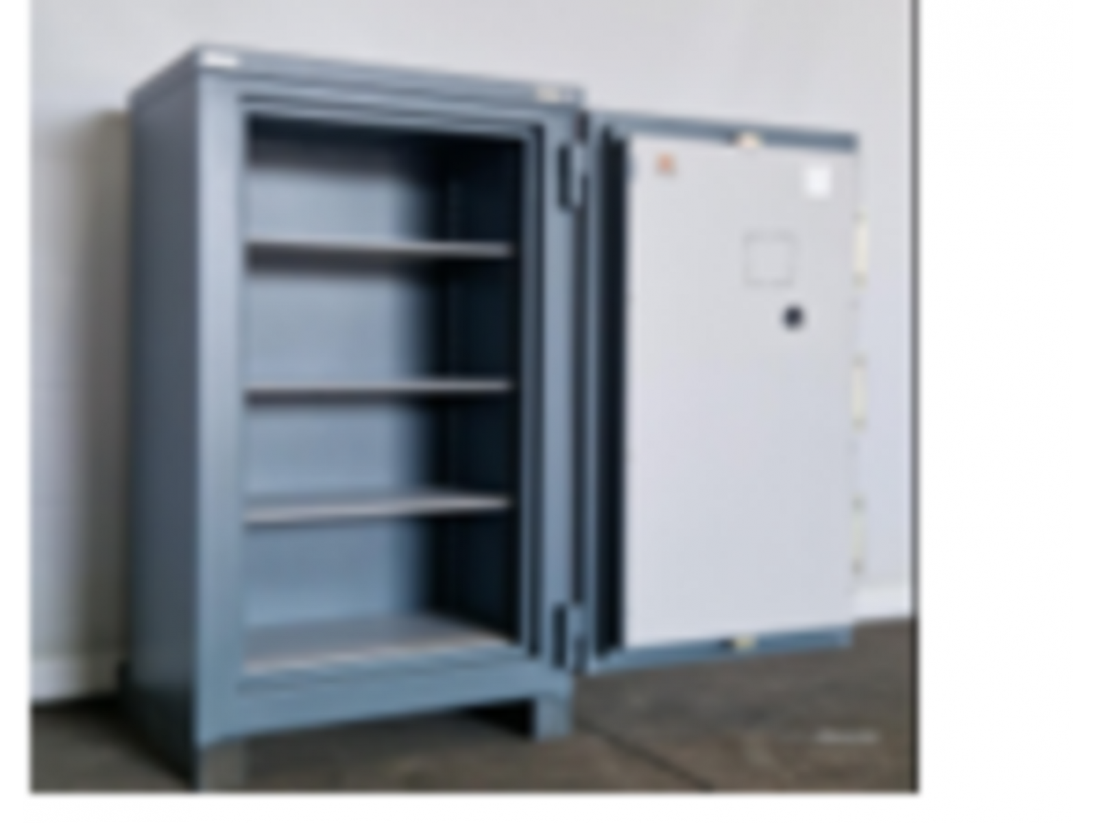 STOCK DI ARMADI CORAZZATI E CASSAFORTE ET035