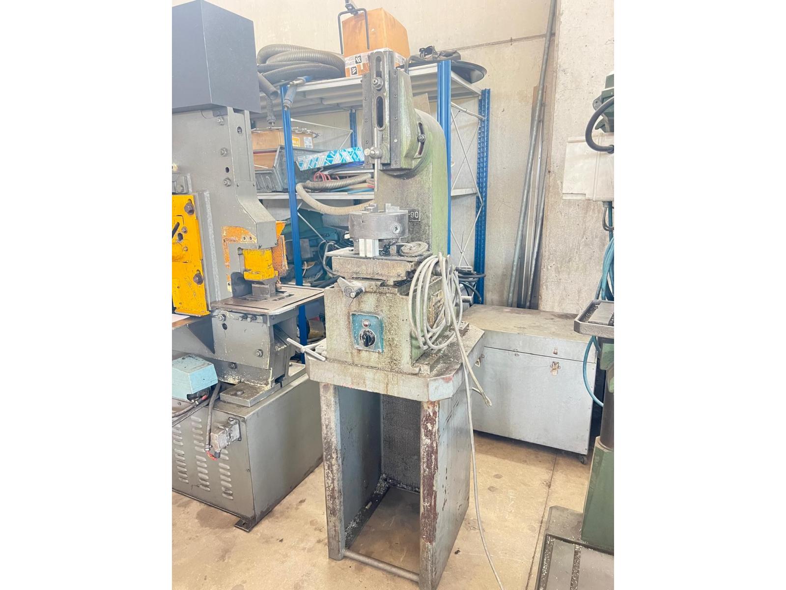 STOZZATRICE PICCOLA CABE 90