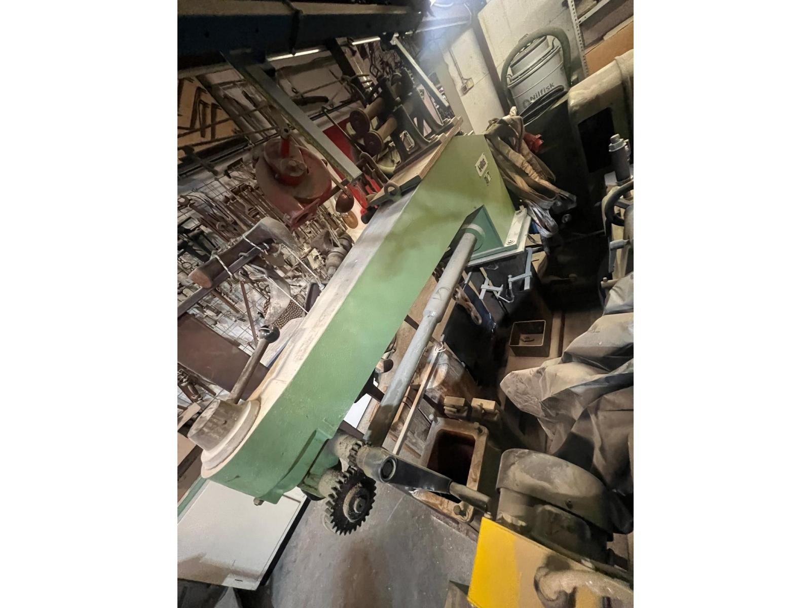 TAGLADISCHI HYLLUS CON MOTORE