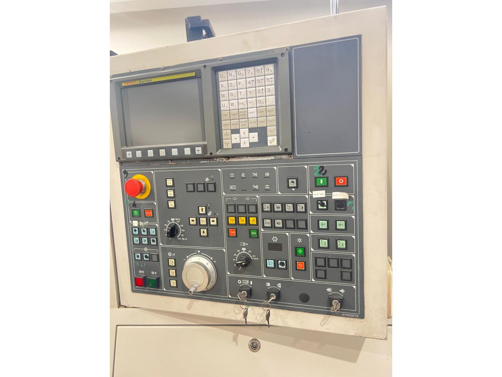 TORNIO A CNC DOOSAN PUMA 240