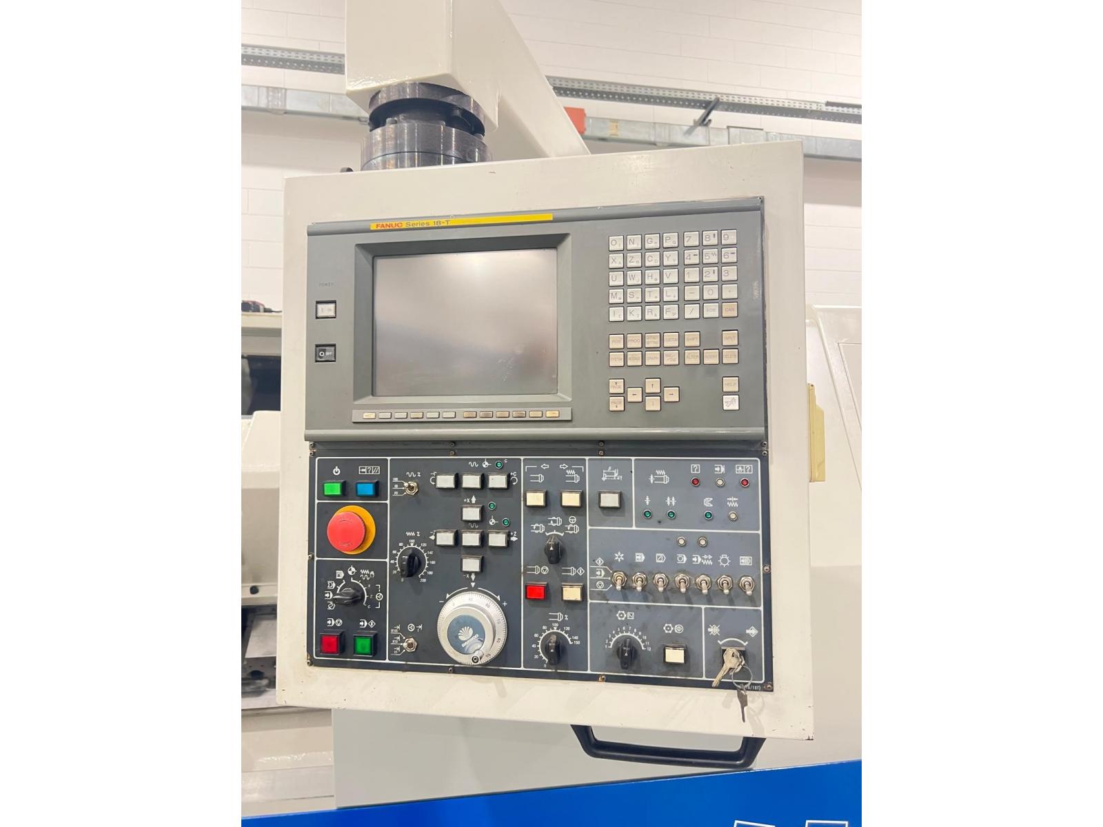 TORNIO A CNC DOOSAN PUMA 300 LM