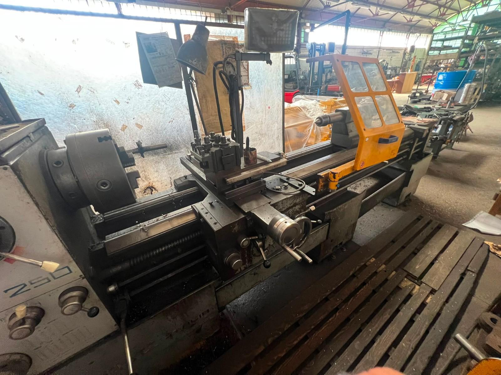 TORNIO LEGOR 250