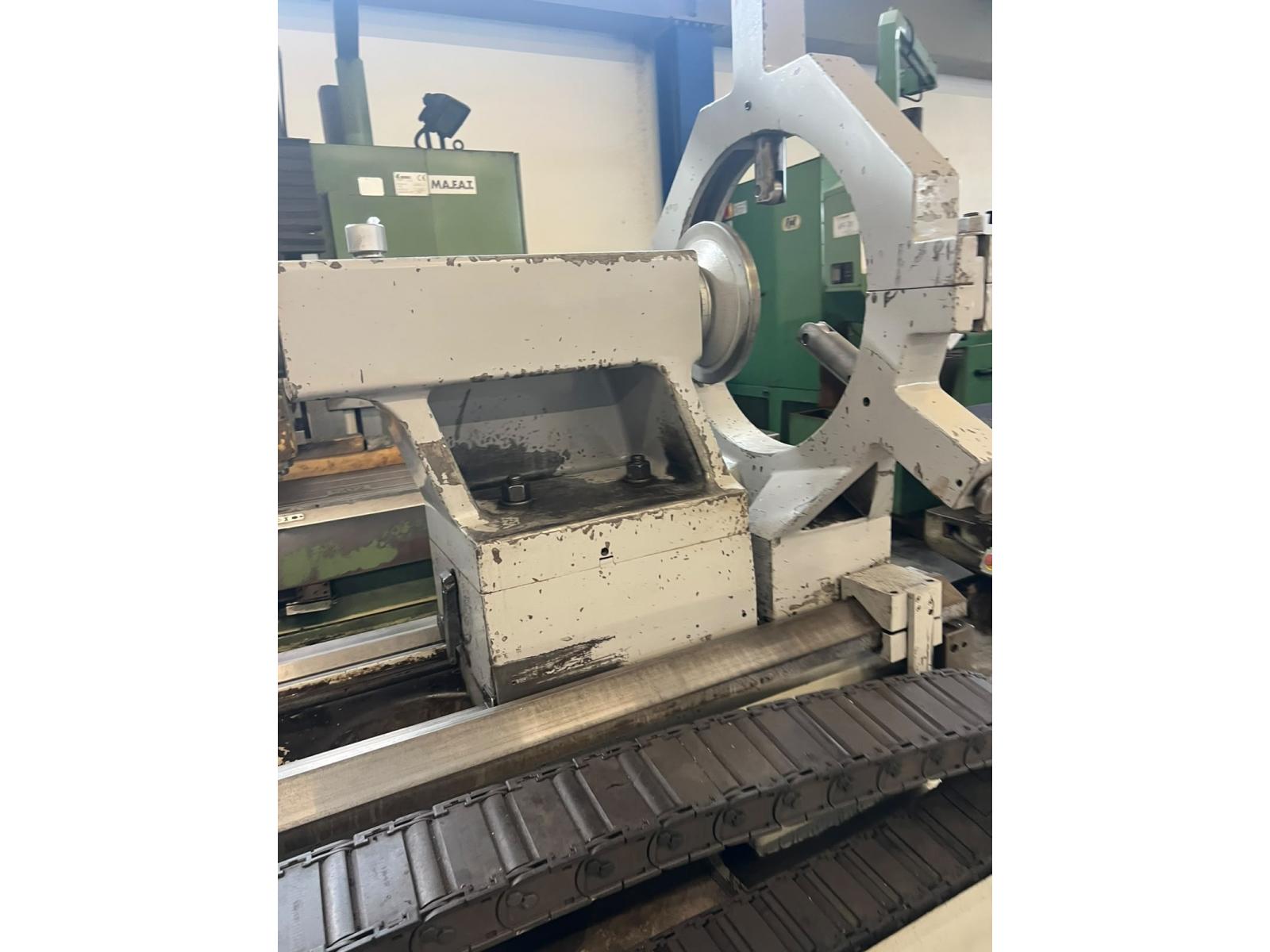 Tornio parallelo 5000 x diametro 1200mm foro 160mm