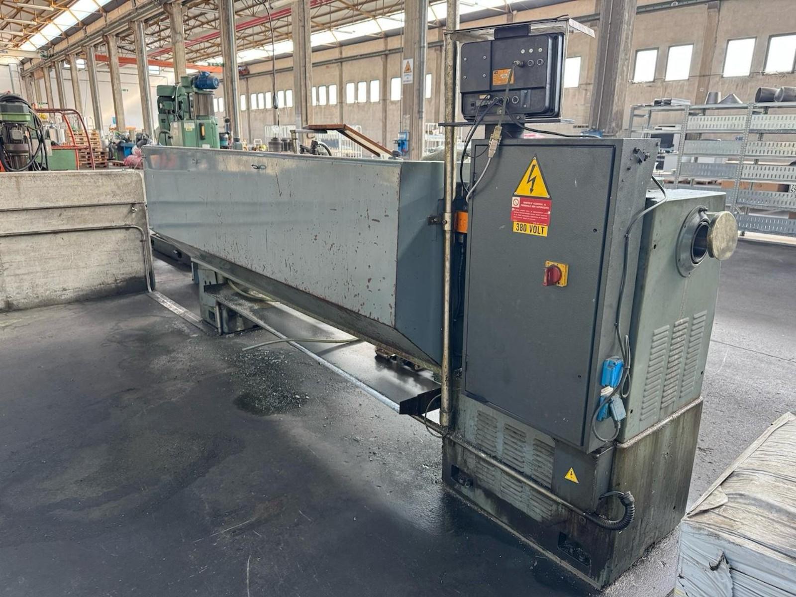TORNIO URSUS 250