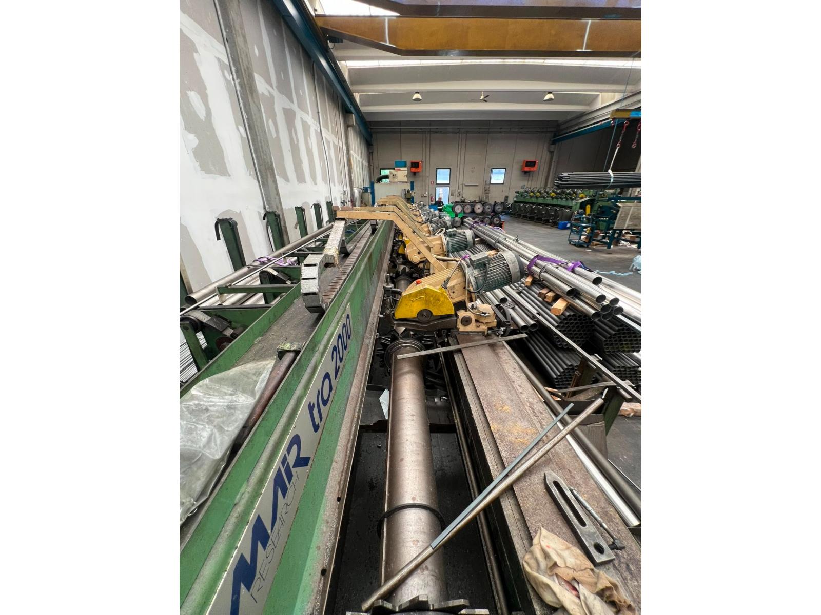 Troncatrice multipla MAIR TRA 2000 con caricatore