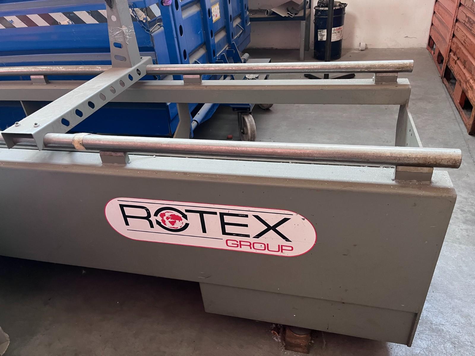 Troncatrice Rotex, completa di impianto di aspirazione Indest