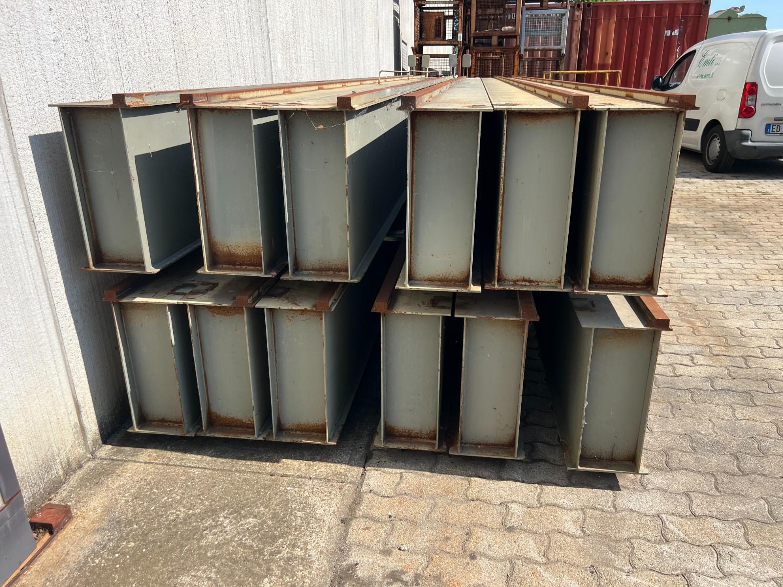 vie di corsa portata 8 ton 12 pezzi da 8400mm  larghezza 260mm